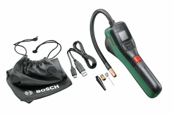 Bestandteile des Sets der Akku-Druckluftpumpe Bosch Easypump