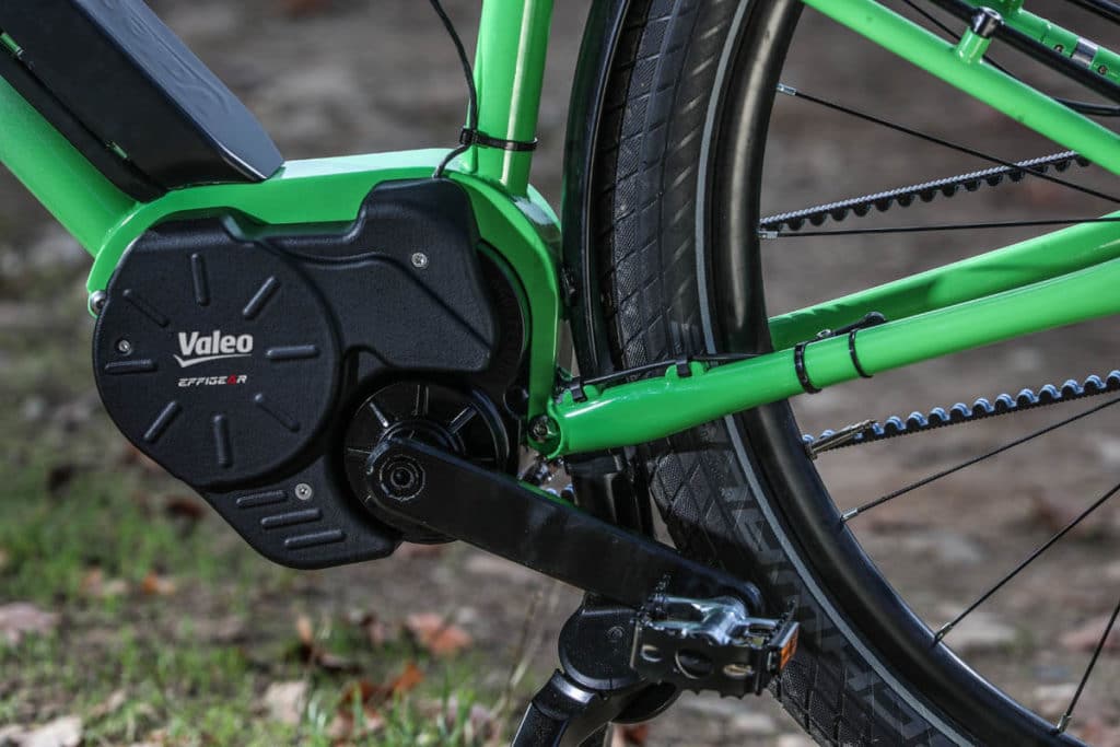 Motor an einem E-Trekking-E-Bike mit dem Antrieb Valeo Smart