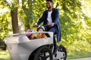 E-Lastenfahrrad F3 Kiddy von Fiil e-motion zum Befördern von Kindern