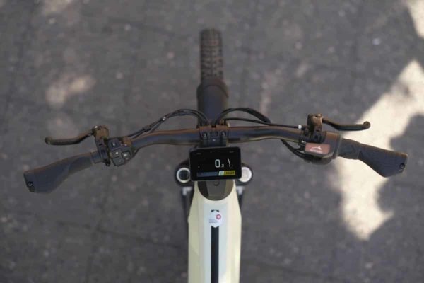 Cockpit des E-Bikes Flyer Upstreet für die Saison 2023