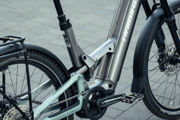 Gefederter Hinterbau am E-Bike Haibike Adventr für die Saison 2025